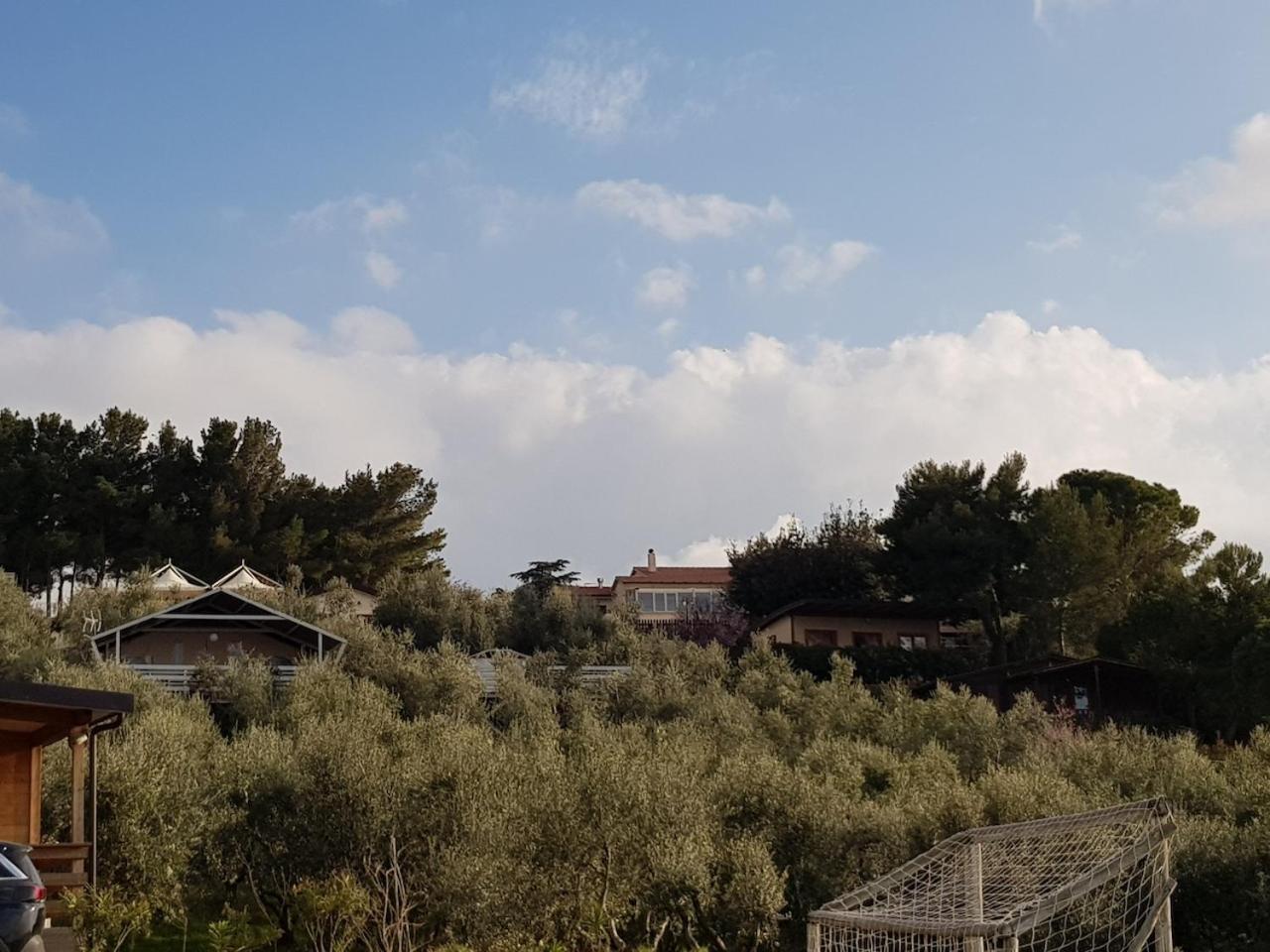 Agriturismo Le Rondini Di San Bartolo San Vincenzo Exterior photo