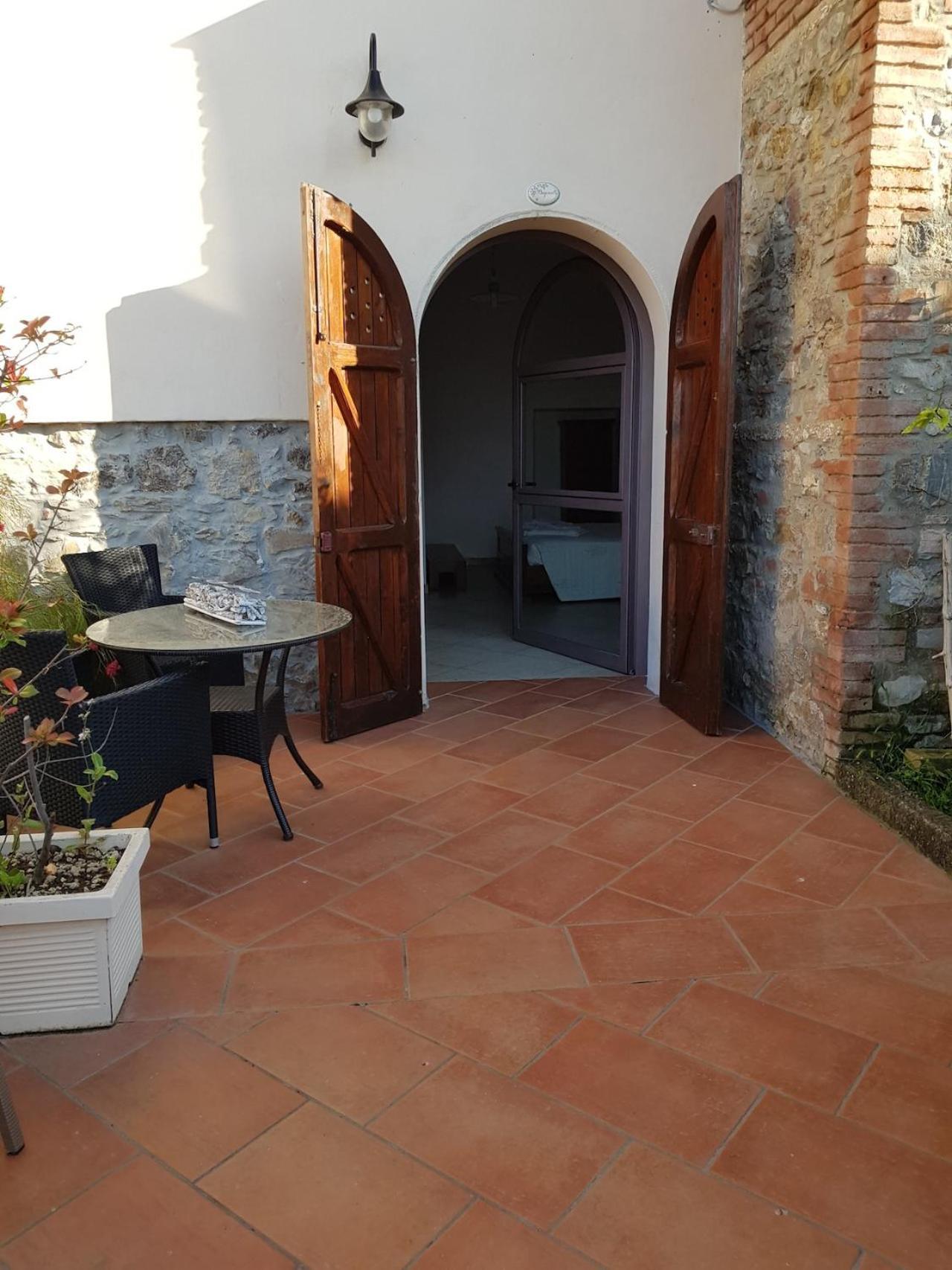Agriturismo Le Rondini Di San Bartolo San Vincenzo Exterior photo